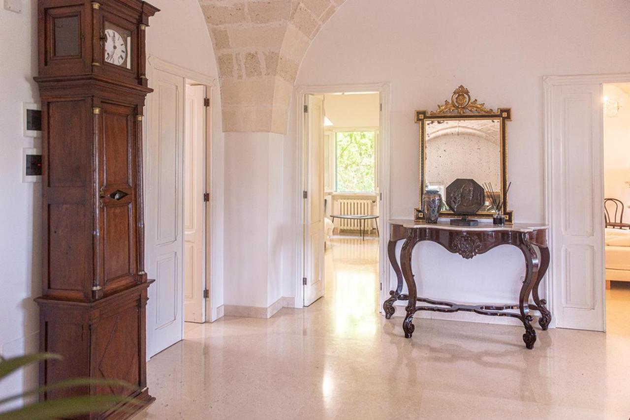 Villa Encantamiento - Dimora Gelsomino - Masseria Storica Nel Cuore Della Puglia Con Piscina Latiano エクステリア 写真